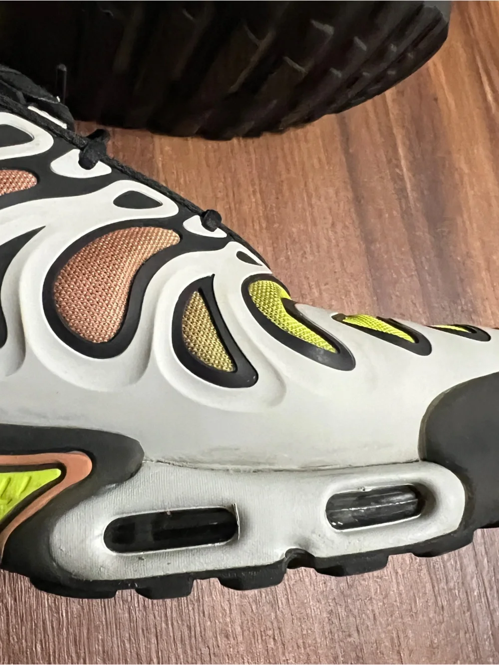 Nike Air Max Plus Drift Men's Shoes Size 12 Athleisure Shoes